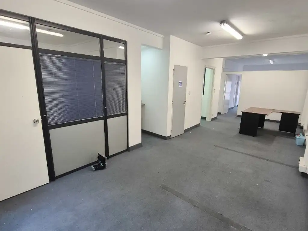 Foto de OFICINA 4 AMBIENTES EN VENTA EN MICROCENTRO - 80 M2, imagen 4