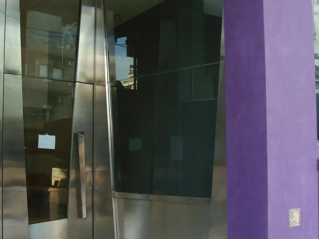 Foto de VENTA - MONOAMBIENTE AL FTE. BALCON CON COCHERA- CABALLITO, imagen 4