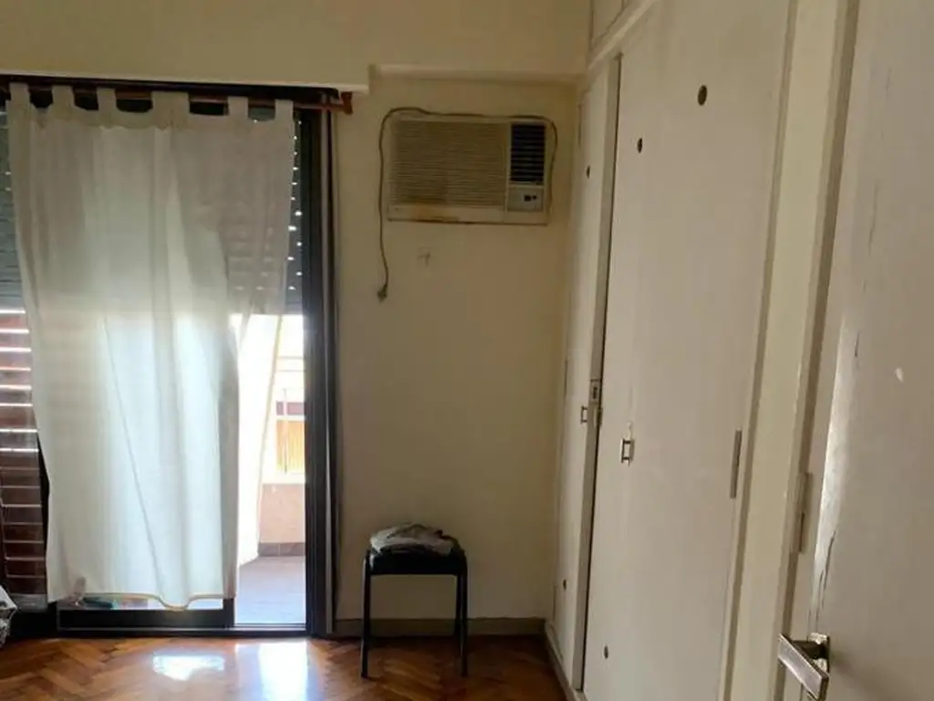 Foto de VENTA - CASA 5 AMBIENTES - LINIERS, imagen 5