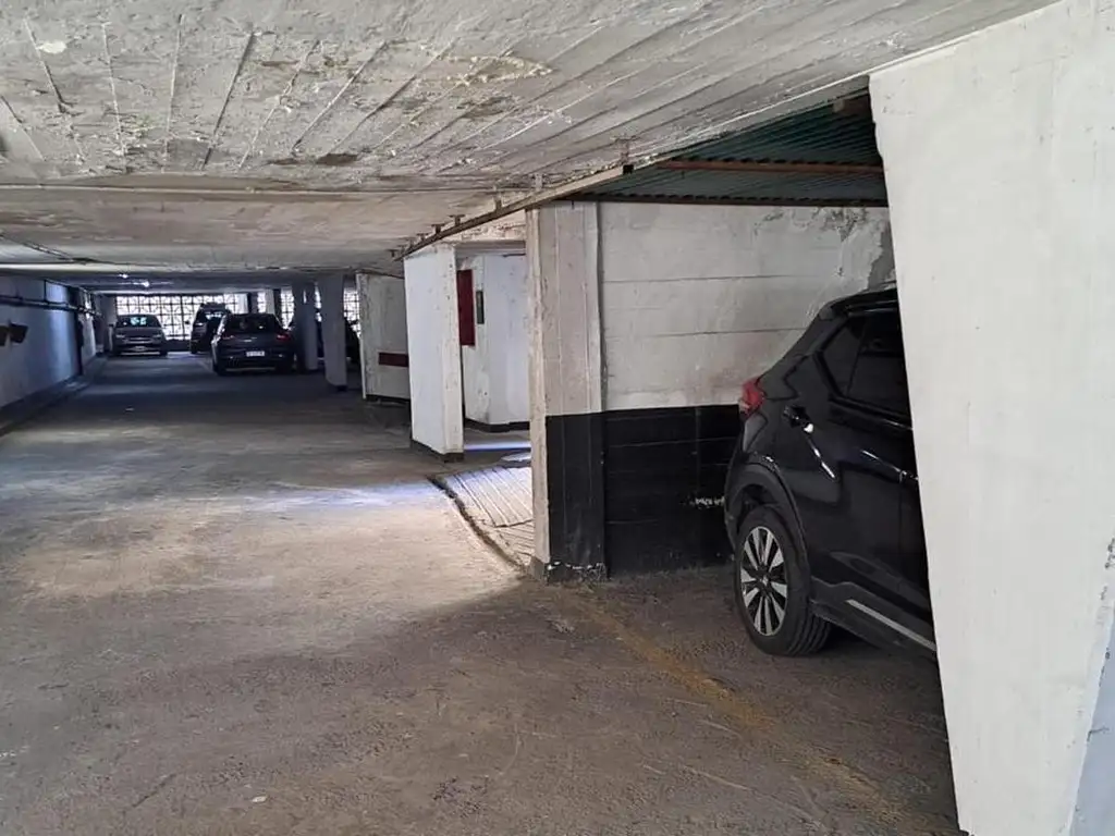Foto de VENTA - COCHERA C/BAÑO Y ACENSOR - SAN NICOLAS, imagen 2