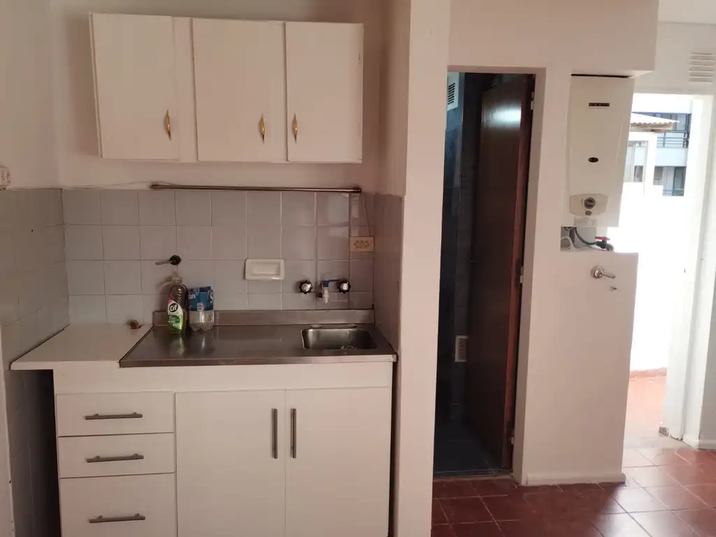 Foto de Departamento en alquiler en barrio Marti, imagen 2