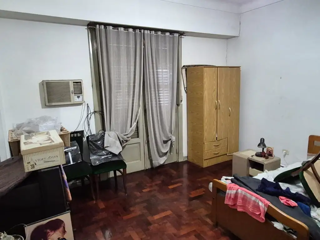 Foto de CASA EN 2 PLANTAS 5 AMB CORTE ANTIGUO CON FONDO - SOBRE LOTE PROPIO, imagen 5