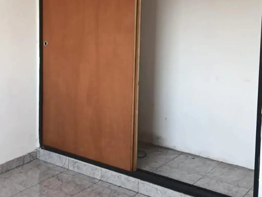 Foto de Departamento en alquiler en Moron, imagen 5