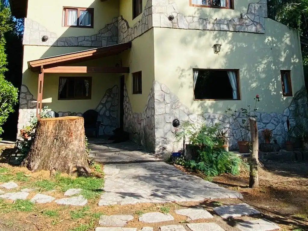 Foto de HERMOSO CHALET 4 AMBIENTES !!!, imagen 2