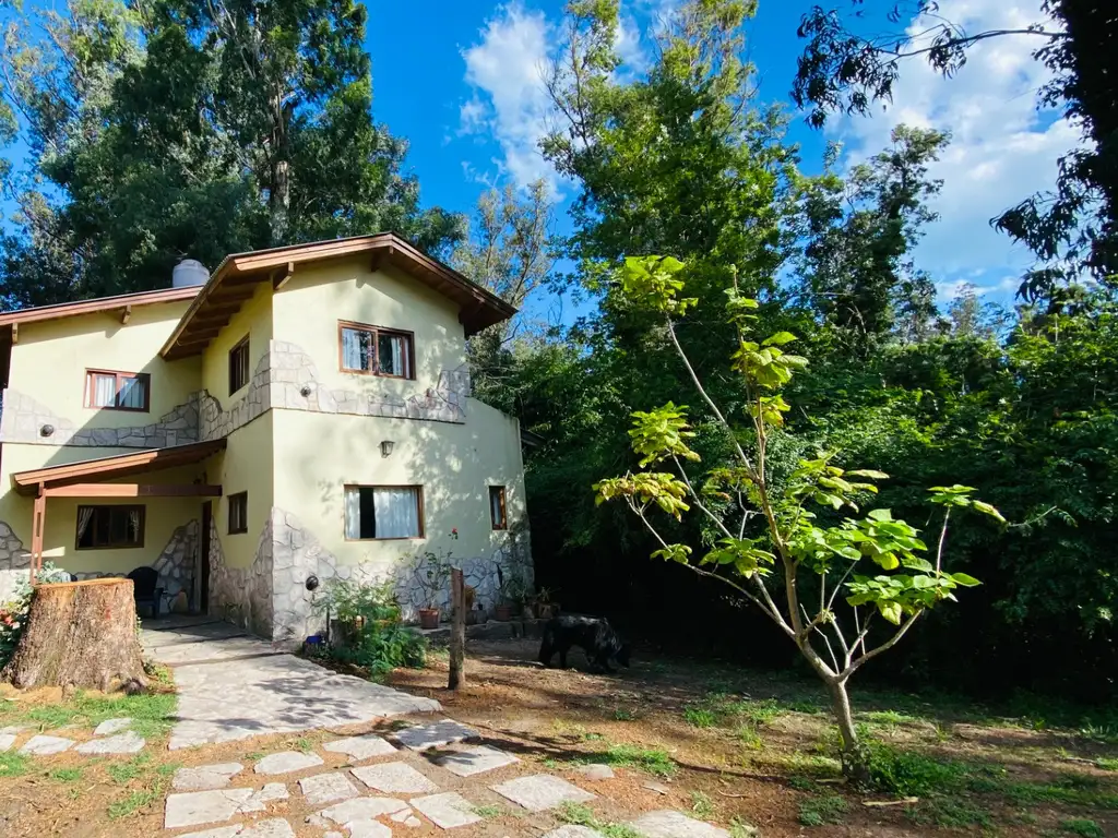 Foto de HERMOSO CHALET 4 AMBIENTES !!!, imagen 1
