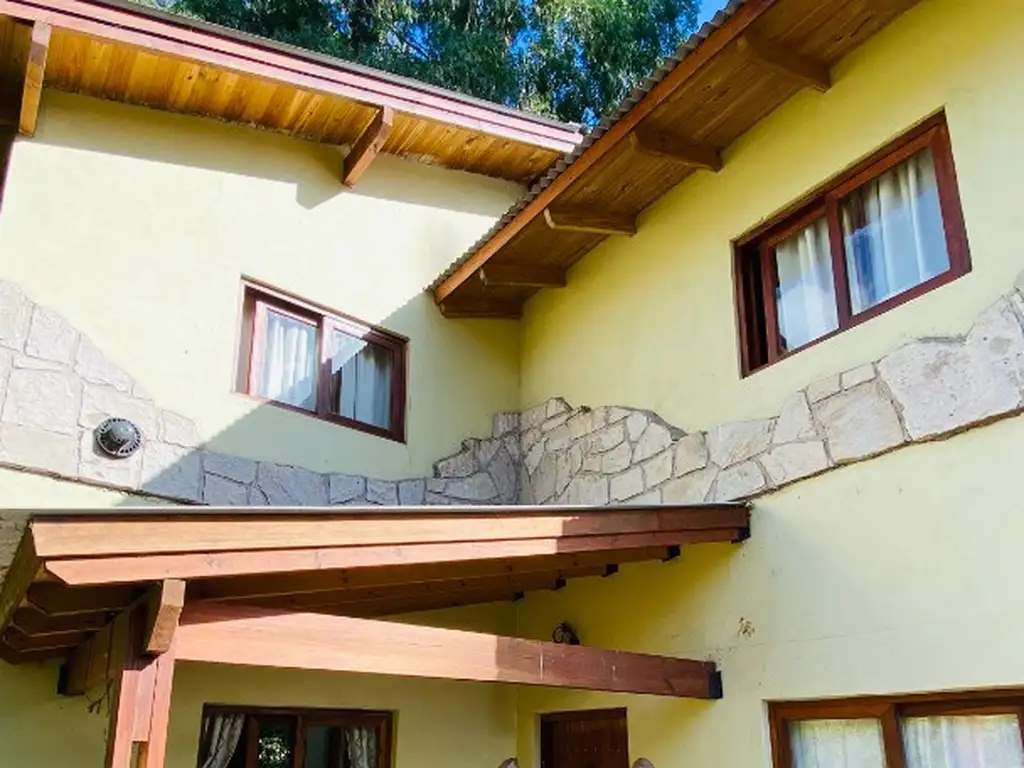 Foto de HERMOSO CHALET 4 AMBIENTES !!!, imagen 4