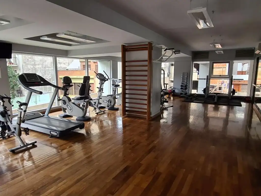 Foto de VENTA EXCLENTE PISO ALTO VISTA EXCELENTE COCHERA Y BAULERA, imagen 5