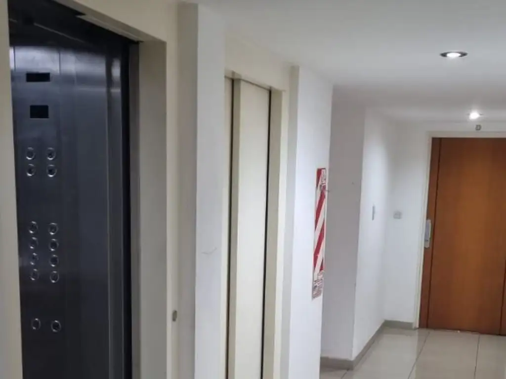 Foto de Hermoso departamento monoambiente con cochera, imagen 2