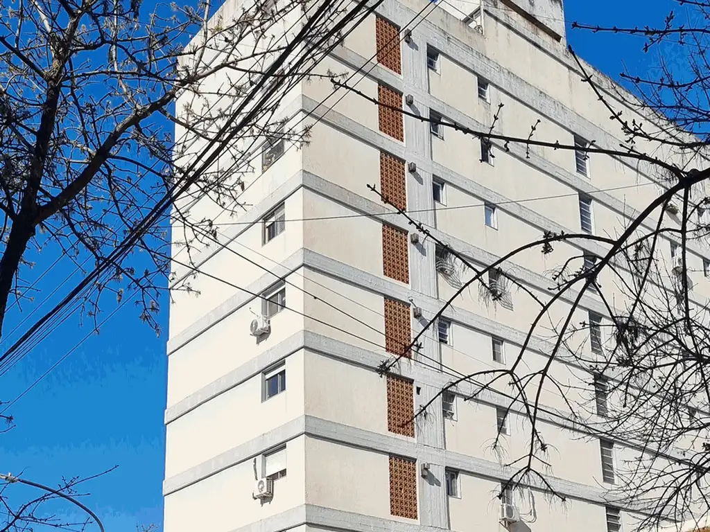 Foto de EXCELENTE DEPARTAMENTO 4 AMBIENTES -, imagen 1