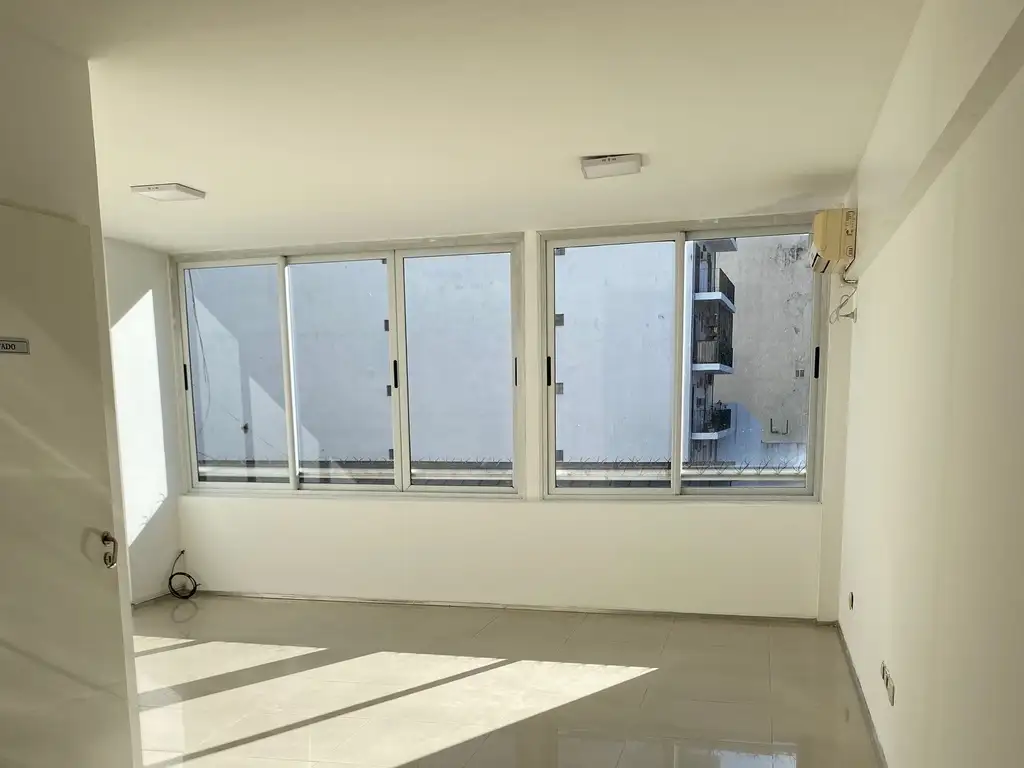 Foto de Oficina en alquiler Recoleta, imagen 4