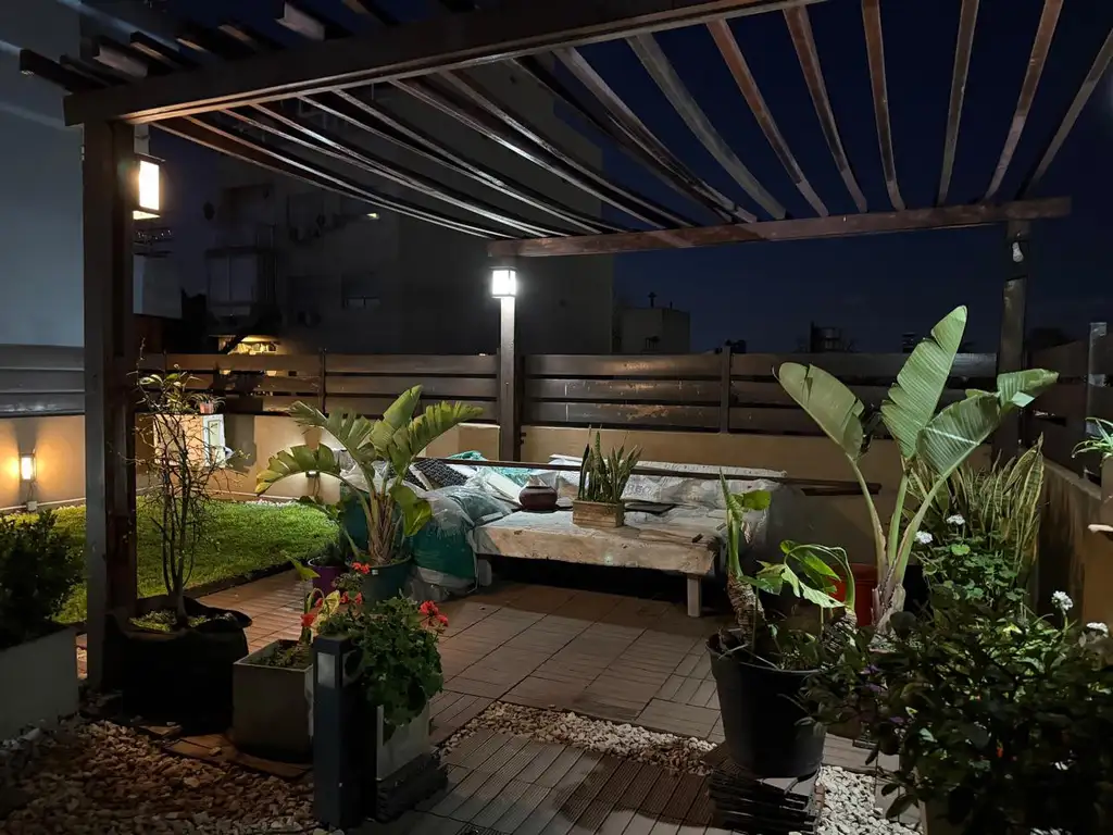 Foto de EXCLUSIVO DEPARTAMENTO DE 3 AMBIENTES CON BALCON Y TERRAZA PROPIA, imagen 1