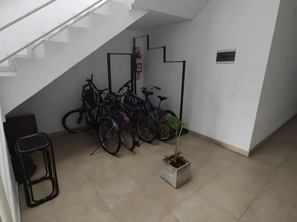 Foto de Alquiler 2 amb. al frente con terraza propia, imagen 5