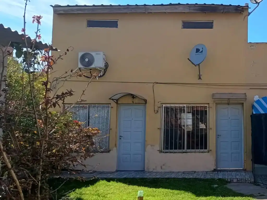 Foto de Departamento en alquiler en Rafael Castillo, imagen 1