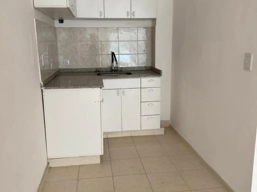 Foto de VENTA DEPTO MONOAMBIENTE DIVISIBLE ALMAGRO, imagen 5
