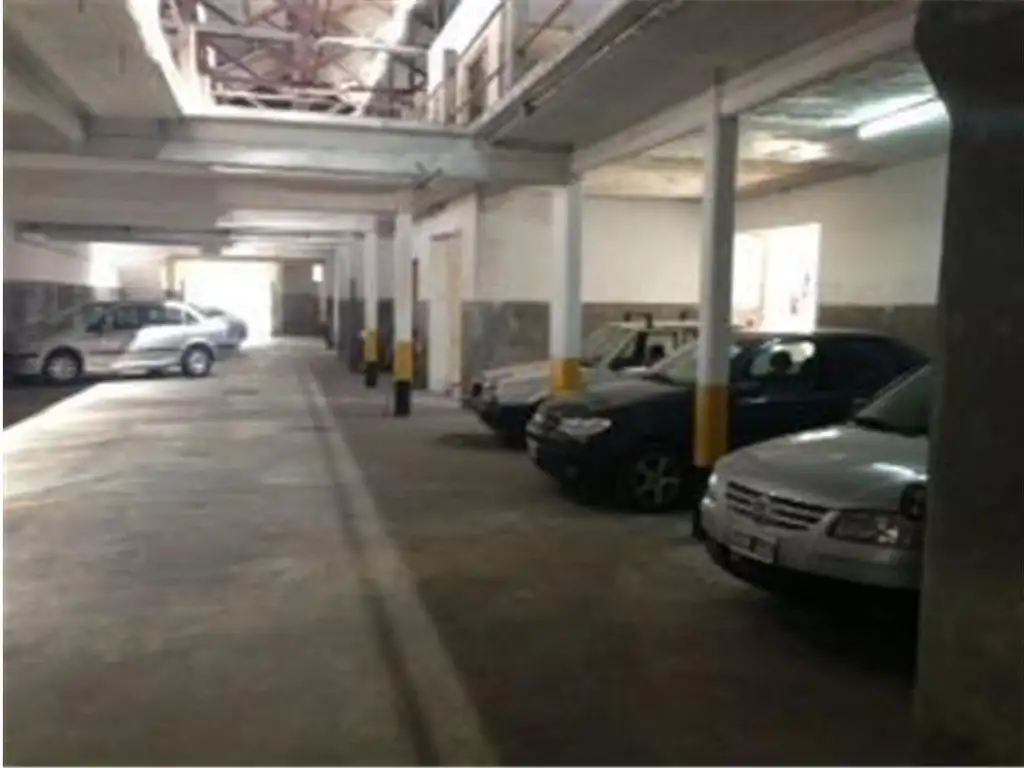 Foto de CERRITO 300, SE ALQUILA, GARAGE Y FABRICA, 2000M2 CUB Y 600, imagen 5