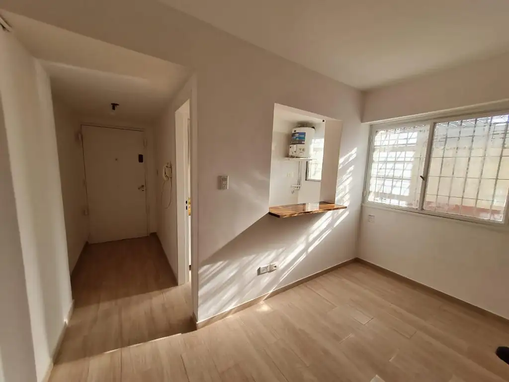 Foto de LOCALCON RENTA Y VIVIENDA EN AV. CORDOBA.PALERMO SOHO, imagen 1