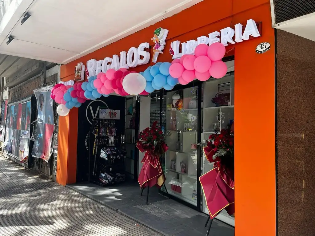 Foto de LOCALCON RENTA Y VIVIENDA EN AV. CORDOBA.PALERMO SOHO, imagen 5
