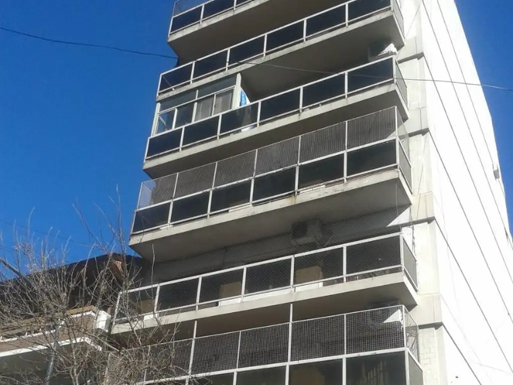 Foto de EXCEL SEMIPISO 3 AMB FRTE C/BCON CON RENTA, imagen 3