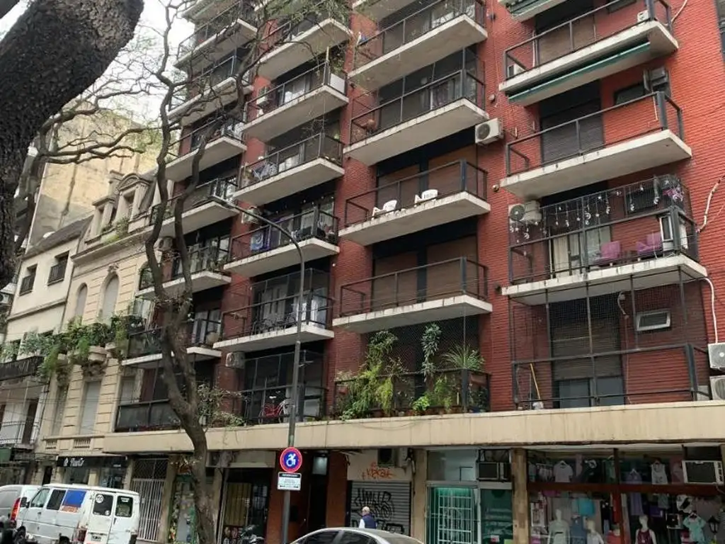 Foto de 2 AMB FRTE BALCON EXCEL ESTAD Y UBIC A MTS PQUE RIVADAVIA, imagen 1