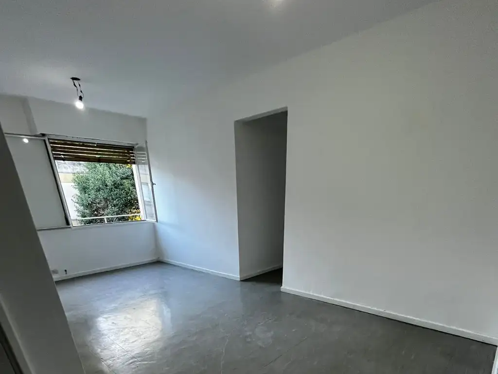 Foto de DEPARTAMENTO Bº PIEDRABUENA 4 AMB TERCER PISO X ESCALERA, imagen 5