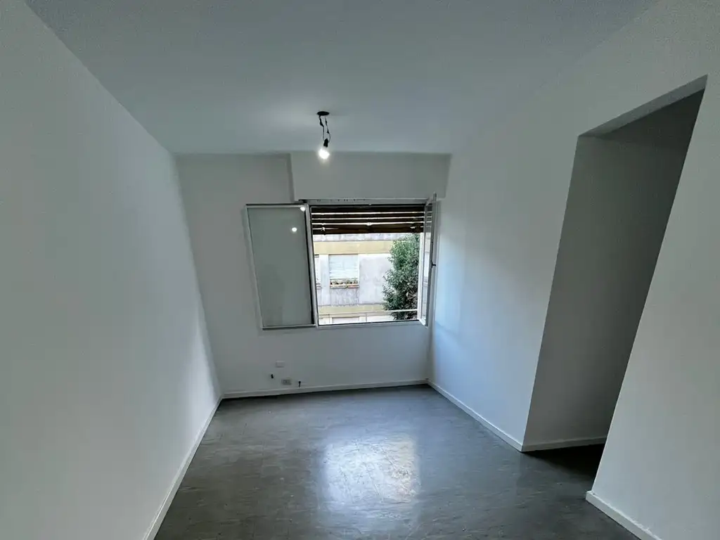 Foto de DEPARTAMENTO Bº PIEDRABUENA 4 AMB TERCER PISO X ESCALERA, imagen 3