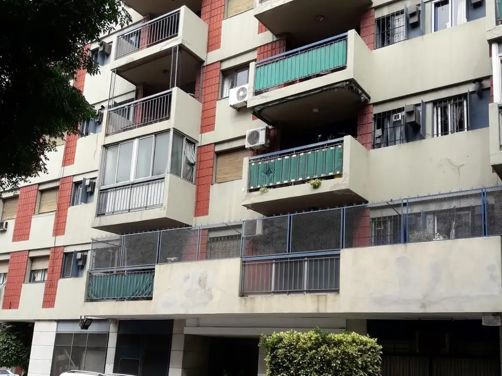 Foto de 4 ambientes, Fte, Balcón , Cocina Comedor, Lav, Vista Puente, imagen 4