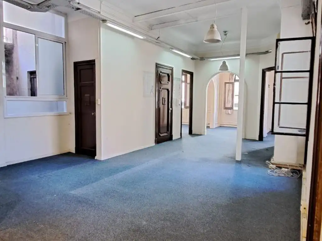 Foto de Venta: Departamento 6 ambientes en Monserrat, imagen 1