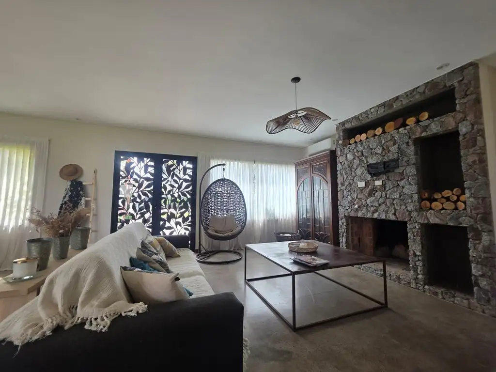 Foto de Alquiler de casa 4 ambientes. Barrio Cerrado Astorga, imagen 1
