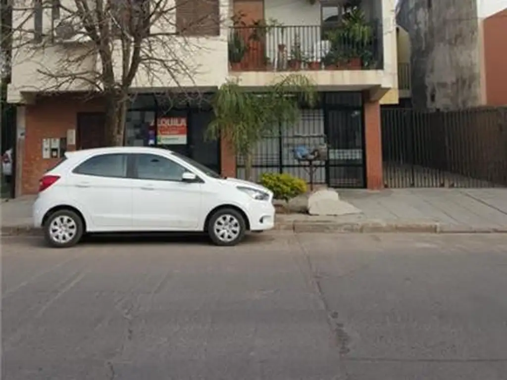 Foto de LOCALES - A LA CALLE - ZONA CENTRO, PRESIDENTE ROQUE SÁENZ PEÑA, imagen 2