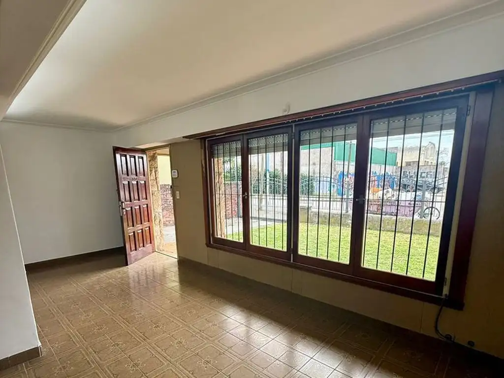 Foto de Venta Chalet 4 ambientes, imagen 2