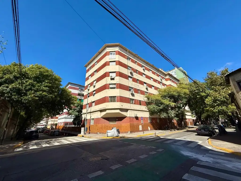 Foto de VENTA 2 AMBIENTES CON ENTRE PISO LA BOCA, imagen 1