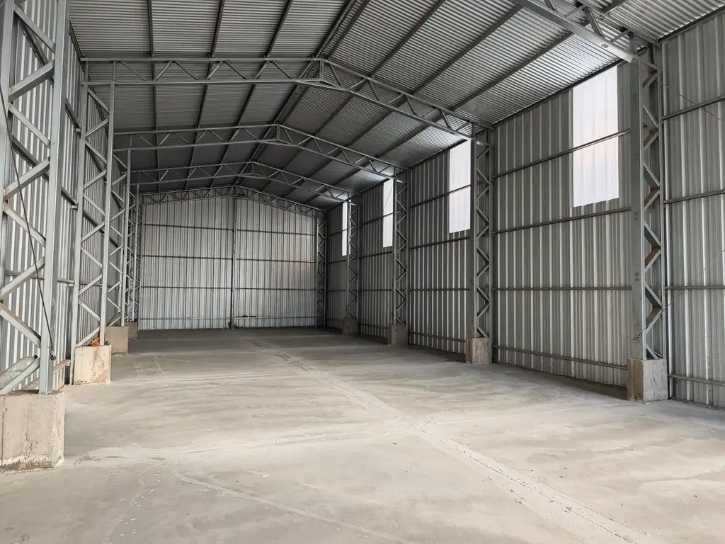 Foto de Galpón 200 m2 - Zona industrial, imagen 4