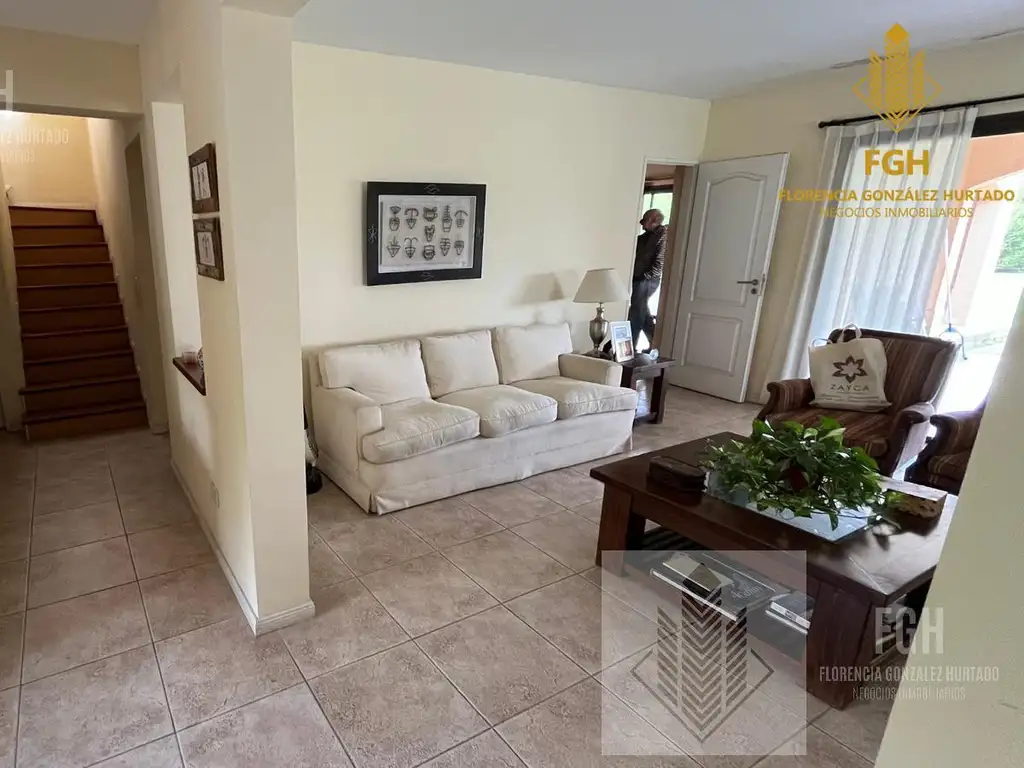 Foto de Casa en venta Barrio Santa Catalina Villanueva, imagen 3