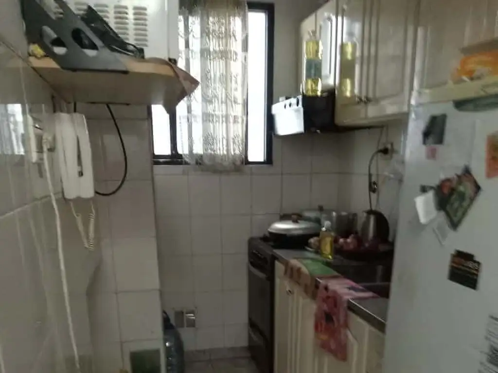 Foto de 4 Ambienes al contrafrente con balcon corrido, imagen 4