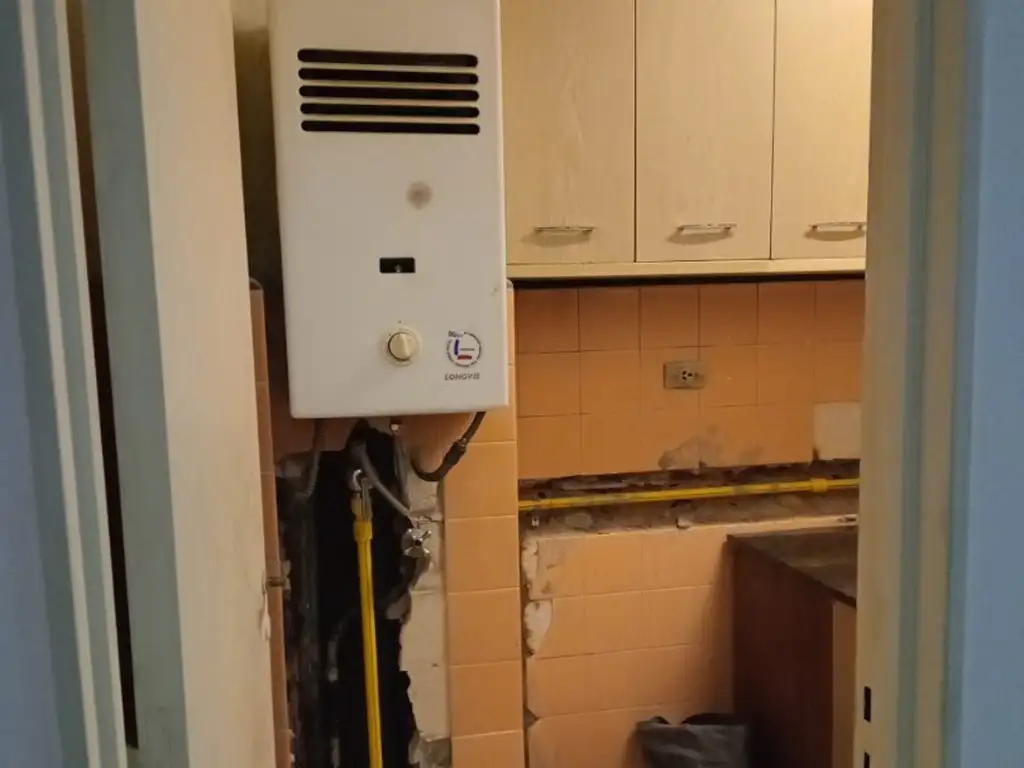 Foto de Departamento de 2 ambientes a refaccionar cocina. Excelente ubicacion, imagen 5