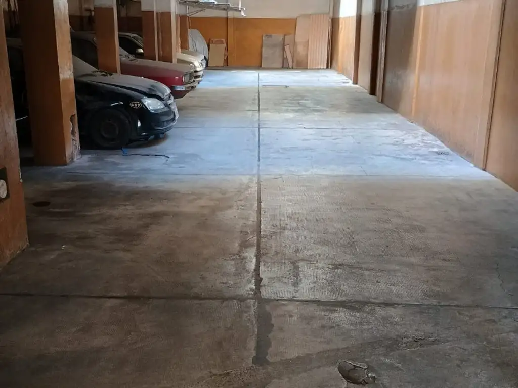 Foto de COCHERA EN VENTA // A 2 CUADRAS DE AV.SAENZ // MUY BUENA UBICACION, imagen 3