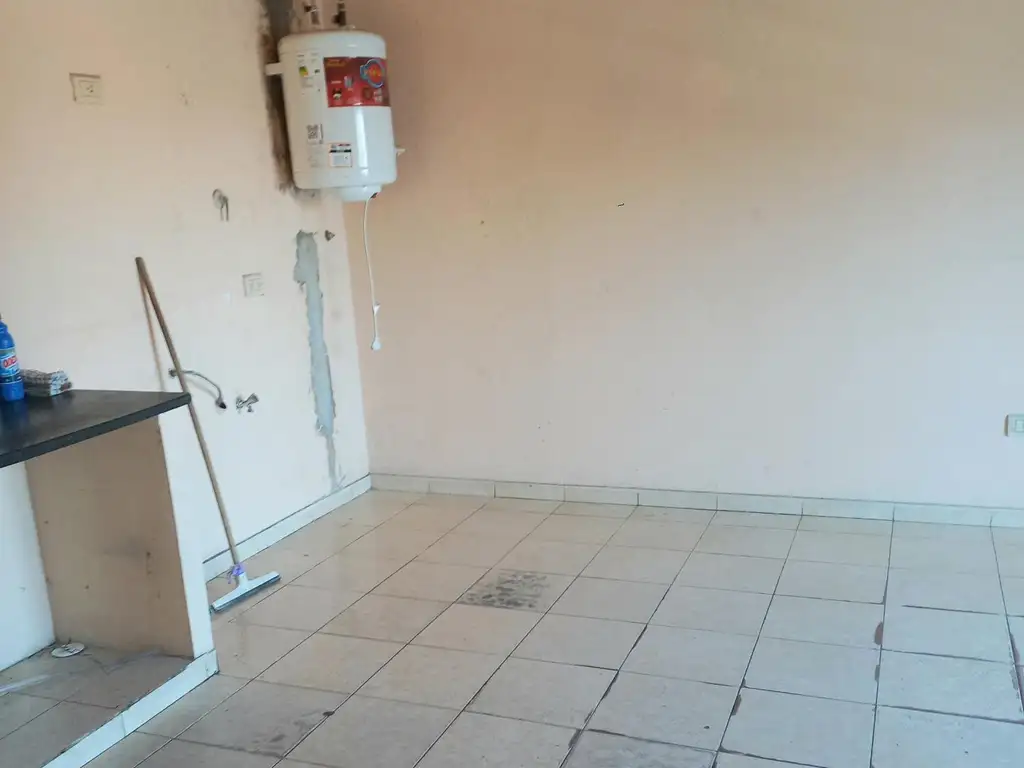 Foto de Departamento en alquiler en Villa Celina, 3 AMBIENTES con Balcon al, imagen 1