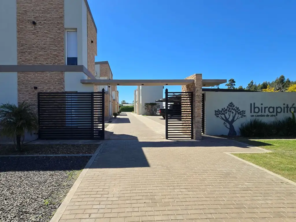 Foto de Departamento en Venta, Dos ambientes, planta alta con pileta, a, imagen 4