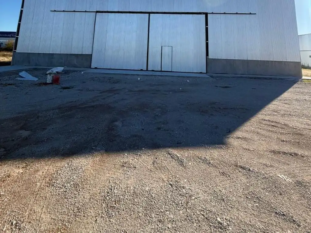 Foto de GALPON A ESTRENAR EN ALQUILER, AUTOPISTA ROS-BS AS, ALVEAR!, imagen 1