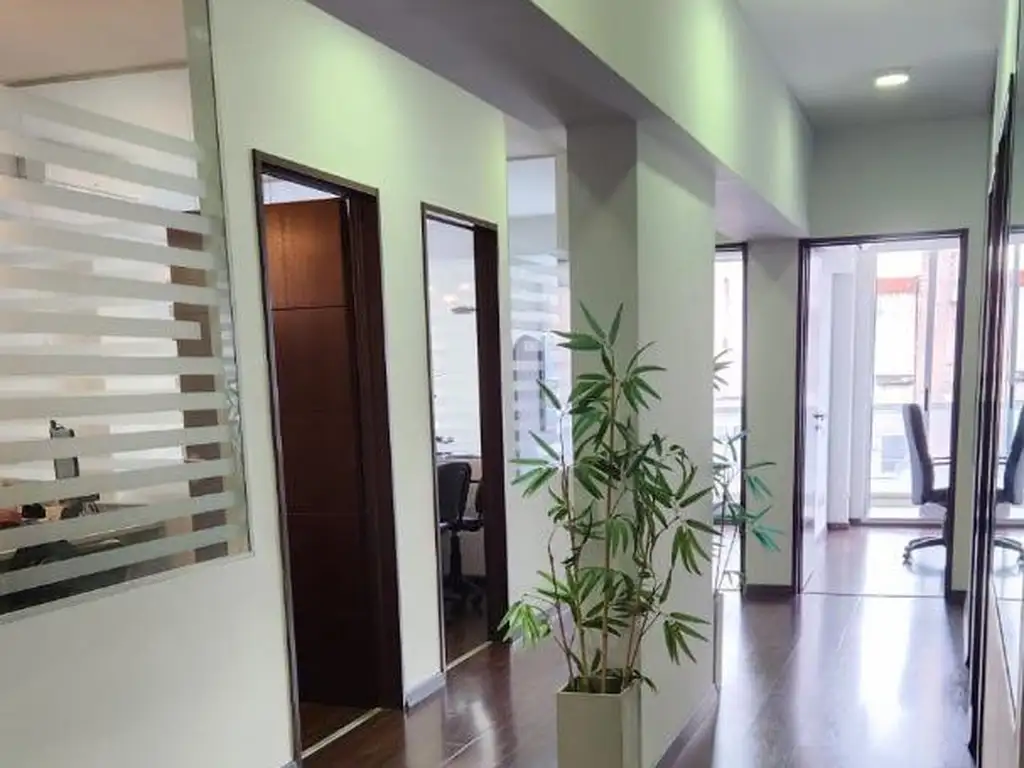Foto de OFICINA- LOCAL COMERCIAL EN ALQUILER EN BELGRANO - PISO, imagen 1