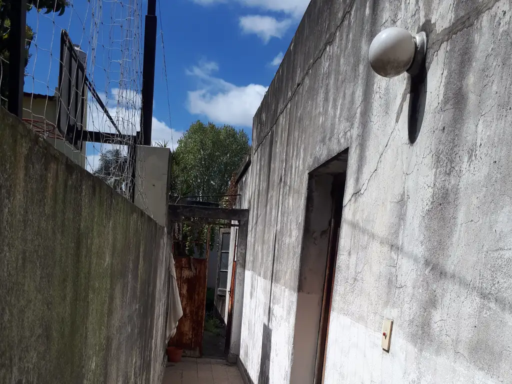 Foto de Local con Viviendas en venta en Velez Sarsfield, imagen 1