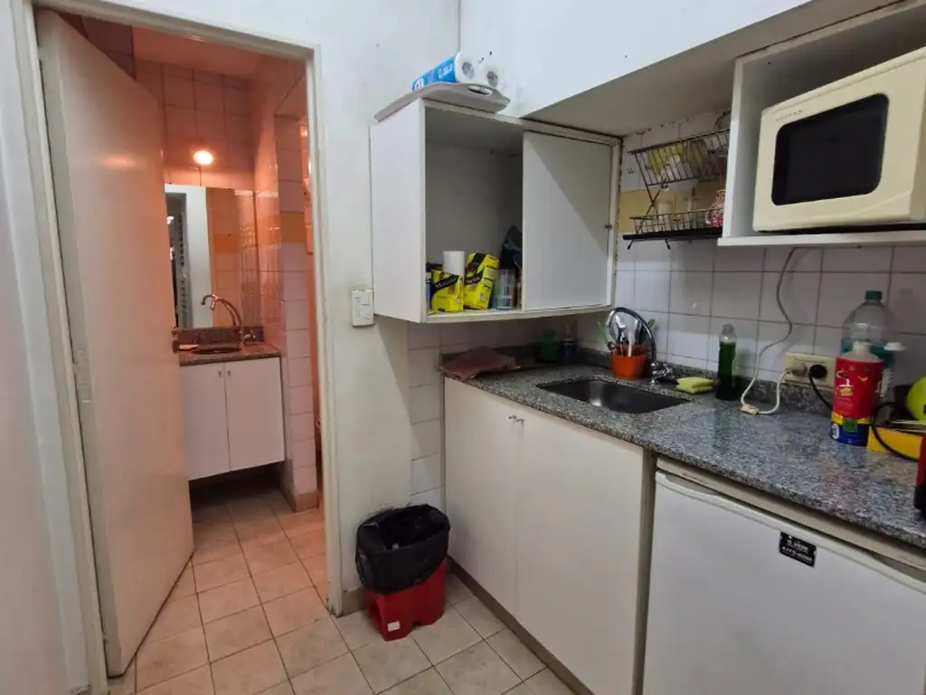 Foto de VENTA OFICINA EN CENTRO, imagen 2