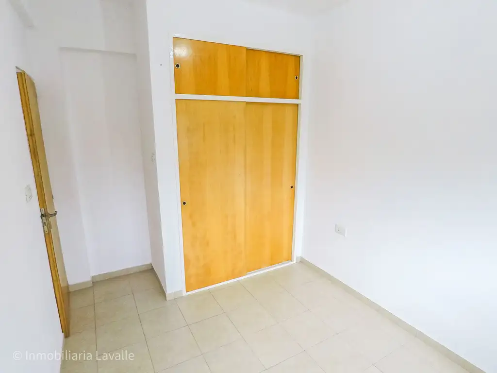 Foto de Departamento en alquiler en Ezpeleta Este, imagen 3