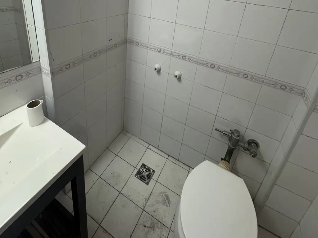 Foto de Departamento 4 ambientes al frente c/ balcón y jardín de invierno, imagen 4