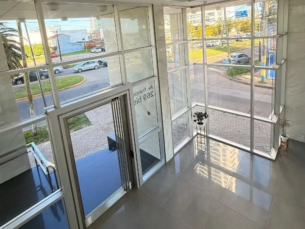 Foto de Departamento de 2 dormitorios con cochera y amenities, imagen 2
