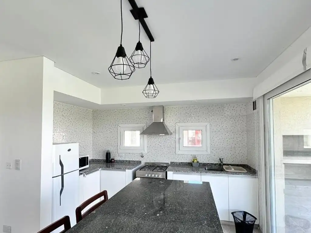 Foto de Casa a estrenar 4 ambientes en Alquiler en Haras del Sur 3, imagen 5