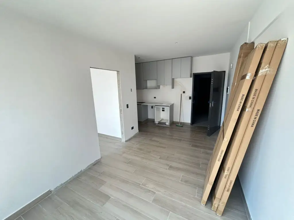 Foto de DEPARTAMENTO DE 2 AMBIENTES EN VILLA LURO, imagen 1