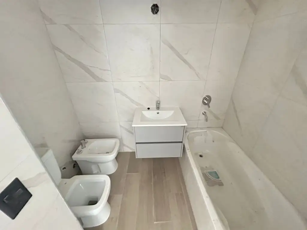 Foto de DEPARTAMENTO DE 2 AMBIENTES EN VILLA LURO, imagen 4