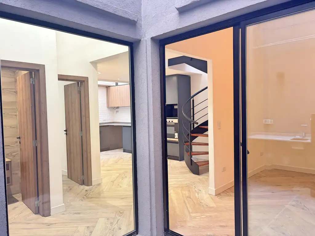Foto de Venta PH 3 Amb + Patio + Parrilla Superficie: 102 m², imagen 2