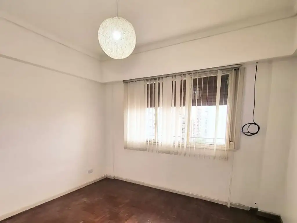 Foto de VENTA DEPARTAMENTO 2 AMBIENTES BARRACAS CON BALCON, imagen 4